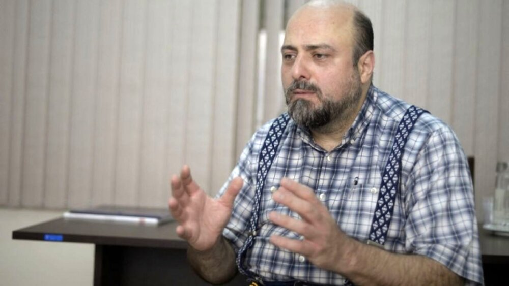 چرا انعطاف درباره حجاب وجود نداشته باشد؟/ باز هم یک روش نظامی انتخاب شد/ مجازات آن مرد که ماست پرت کرد چه شد؟