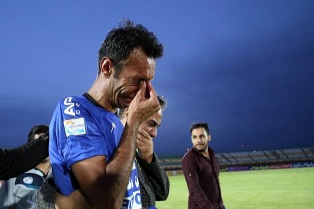 وداع پیرمردها با مستطیل سبز