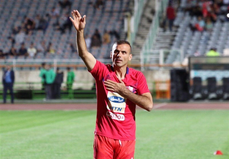 وداع پیرمردها با مستطیل سبز