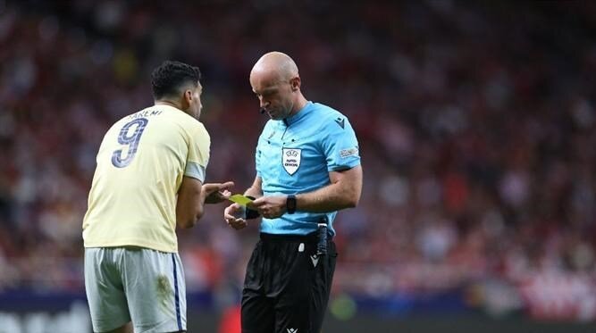 فریم به فریم با اخراج جنجالی مهدی طارمی/عکس