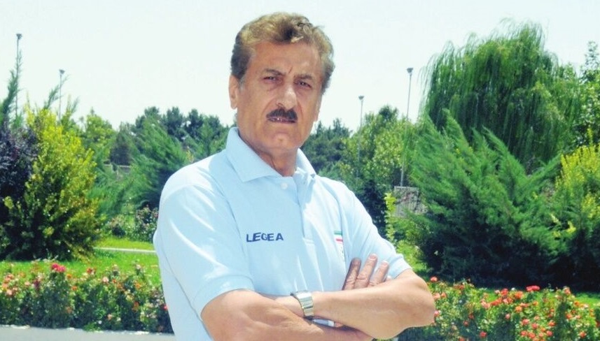 استقلال تهاجمی، پرسپولیس منطقی