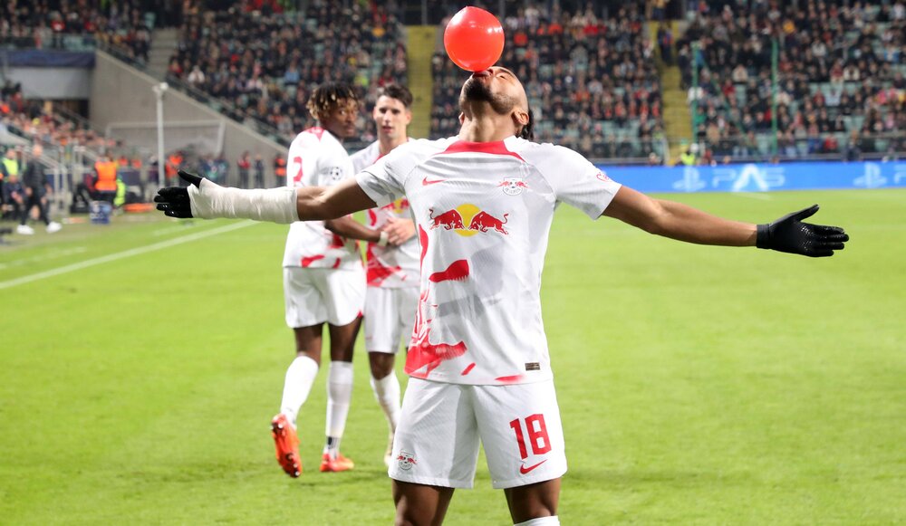 ۱۶ مدعی در انتظار باز شدن گوی قرعه کشی