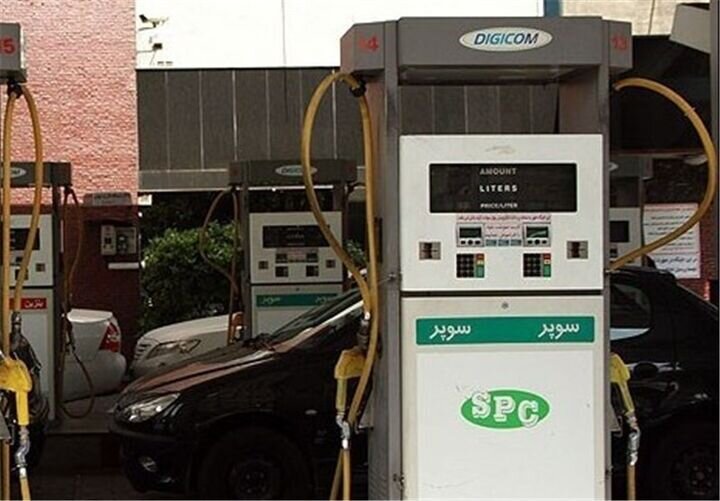 گمانه زنی در باره قیمت بنزین سوپر/ در برابر بنزین تقلبی چه می توان کرد؟ گمانه زنی در باره قیمت بنزین سوپر/ در برابر بنزین تقلبی چه می توان کرد؟