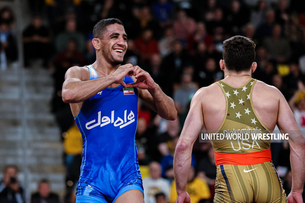 عکس | شادی رحمان عموزاد به سبک فوتبالیستها