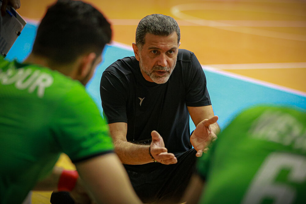 یک بازیکن که نمیتواند تا ۴۰ سالگی برای تیمملی بازی کند!