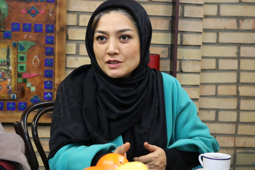 خانه و آشپزخانه سهم زنان در افغانستان شده است/ طالبان علیه زبان و فرهنگ فارسی/ مردان افغانستان ادای روشنفکری درمیآوردند