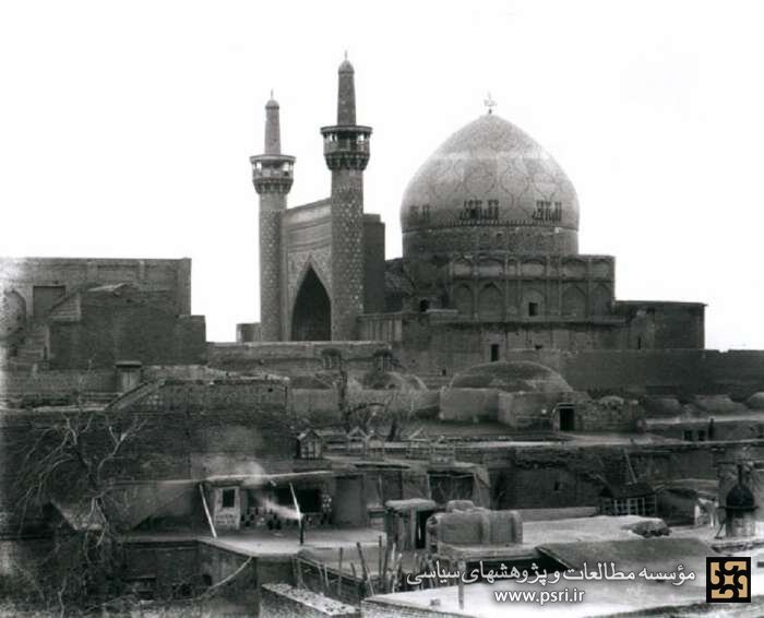 عکس | هشت تصویر کمتر دیده شده از حرم امام هشتم (ع)