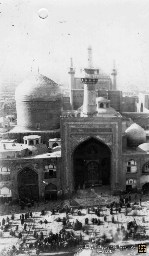 عکس | هشت تصویر کمتر دیده شده از حرم امام هشتم (ع)