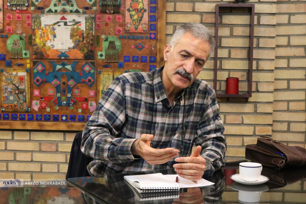 معلم ناراضی، دانشآموز بیانگیزه،افت تحصیلی نداشته باشیم؟/ امسال تعطیلات آلودگیهوا و مسمومیتها مزید علت میشوند