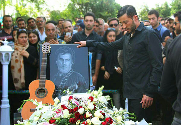 چه کسی «مرد تنهای شب» را به ایران بازگرداند؟ /خوانندهای که بعد از مرگش مجوز گرفت