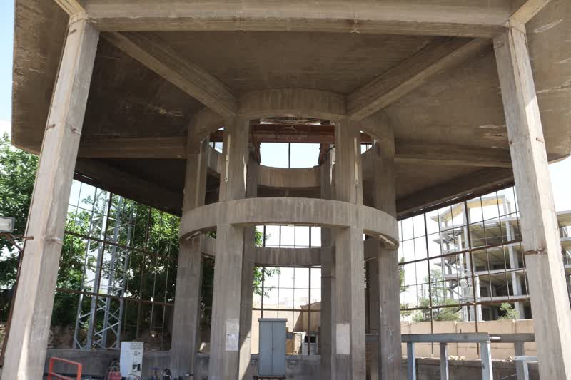 ویرانه های کارخانه تاریخی ریسندگی سمنان