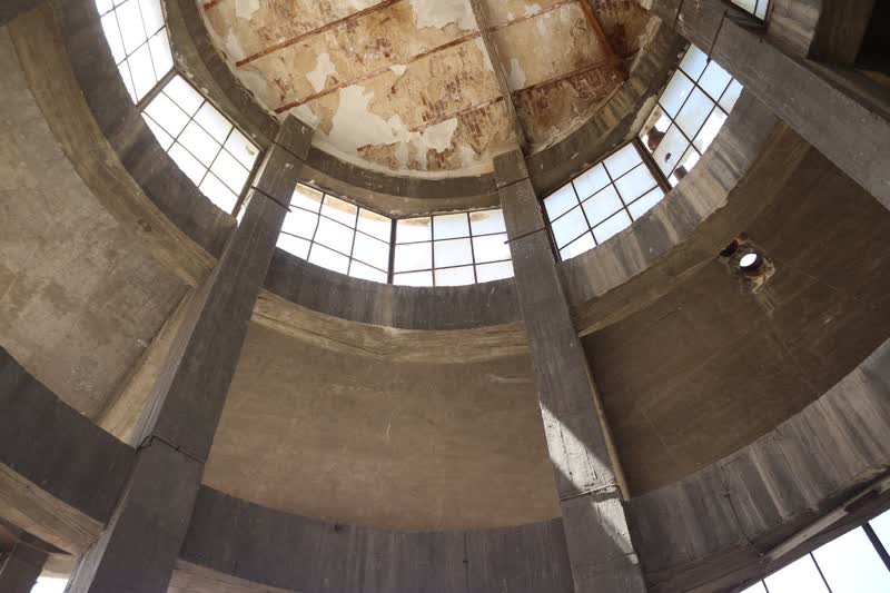 ویرانه های کارخانه تاریخی ریسندگی سمنان