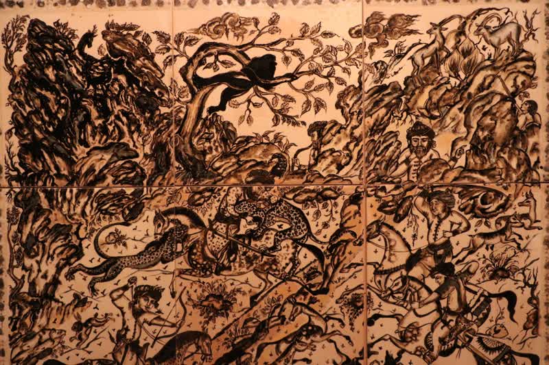 نقشهای نشسته بر خشت در نگارخانه سمنان