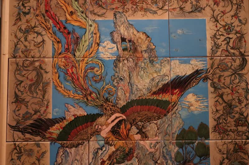 نقشهای نشسته بر خشت در نگارخانه سمنان