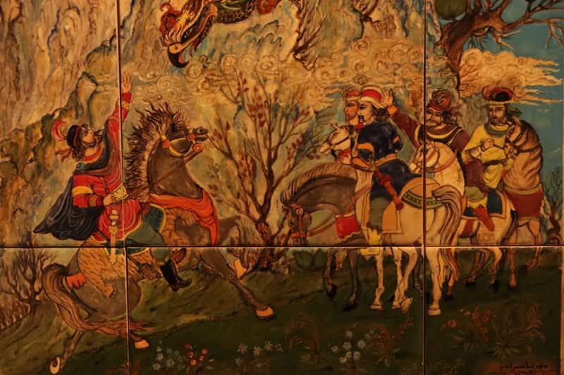 نقشهای نشسته بر خشت در نگارخانه سمنان