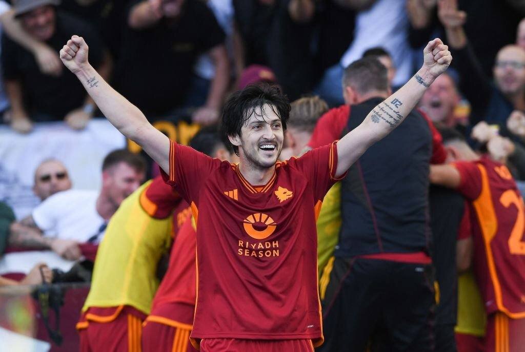 بازگشت باورنکردنی یک استقلالی؛ سه سورپرایز قلعهنویی برای فیفادی