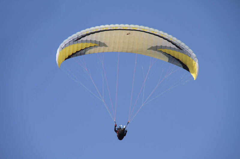 چترباز چینی در هوا یخ زد؛ رکورد عجیب او ثبت نمیشود!/ عکس چترباز چینی در هوا یخ زد؛ رکورد عجیب او ثبت نمیشود!/ عکس