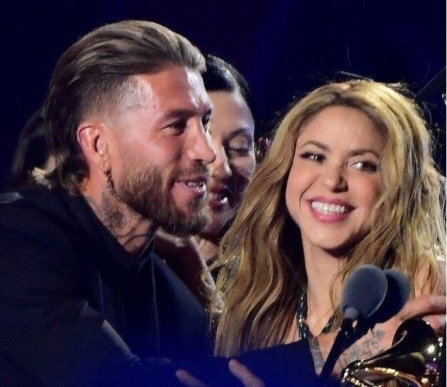 عکس| اقدام جنجالی راموس علیه پیکه؛ ملاقات اسطوره مادرید با شکیرا!