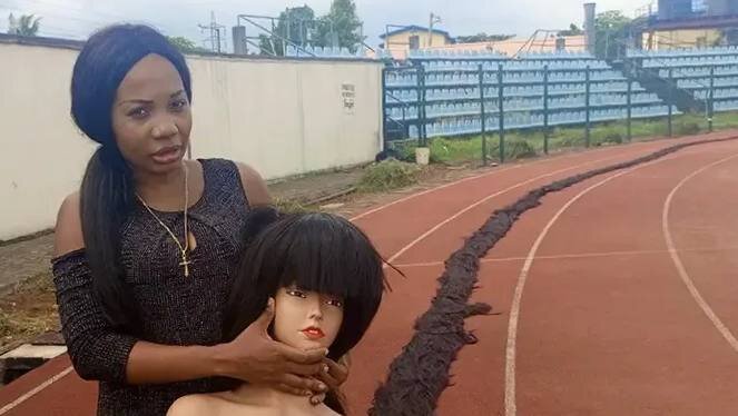 ساخت کلاهگیس ۳۵۰ متری در ۱۱ روز!/ عکس