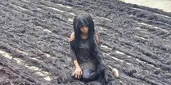 ساخت کلاهگیس ۳۵۰ متری در ۱۱ روز!/ عکس