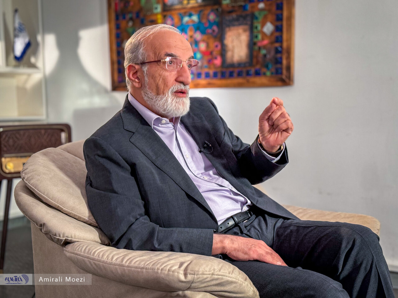 بهترین شاگردانم مهاجرت کردند/همانهایی که آدمها را از دانشگاه اخراج میکردند سرکار آمدهاند/اجرای قانون جوانی جمعیت موجب افزایش معلولیت میشود