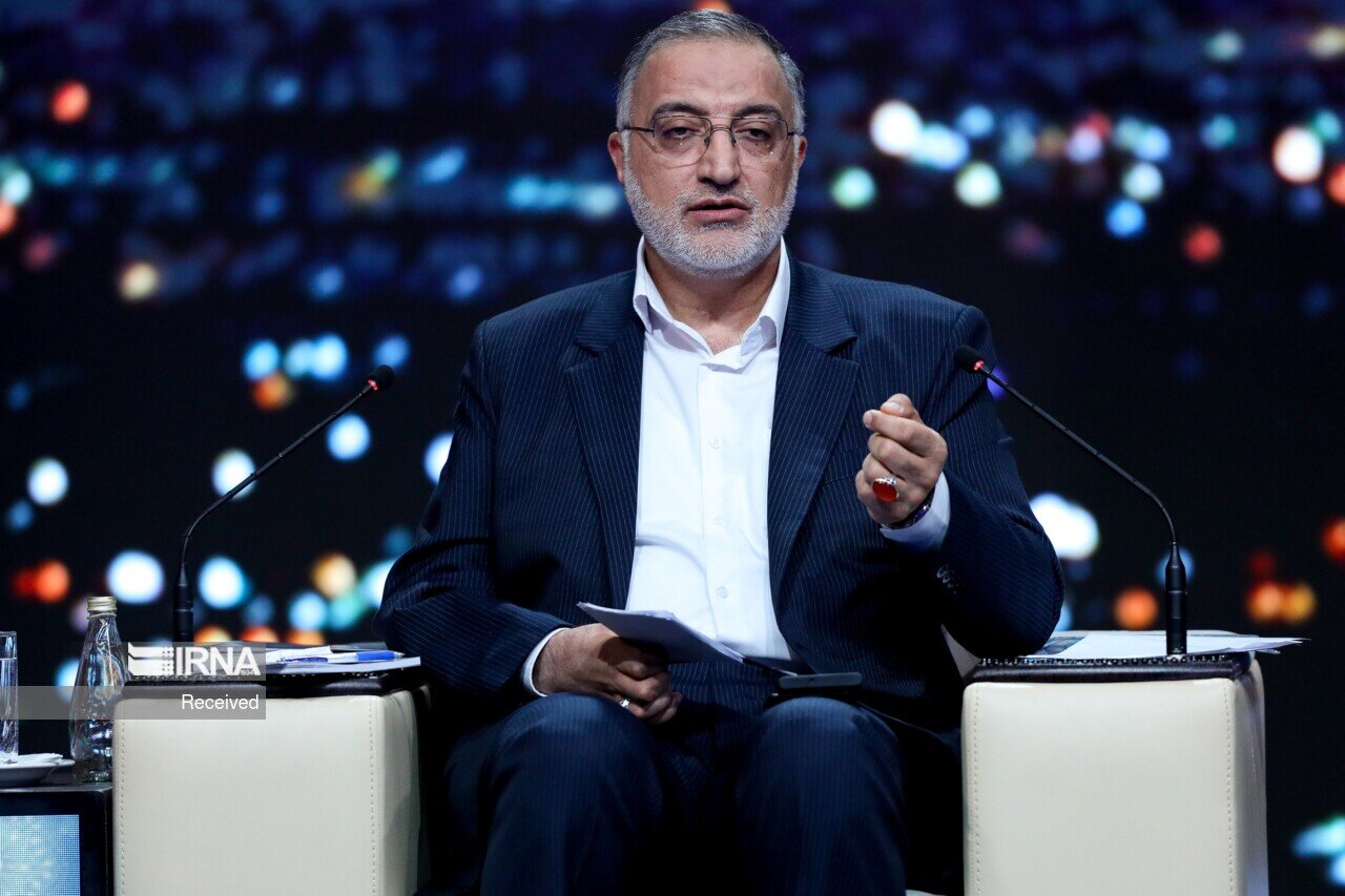 افشای جزییاتی از قرارداد «محرمانه» و «امنیتی» با چین به روایت زاکانی روی آنتن زنده / متن کامل مایه «افتخار» را منتشر کنید