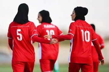 پرسپولیس برای قهرمانی، استقلال شاید لیگ یک! پرسپولیس برای قهرمانی، استقلال شاید لیگ یک!