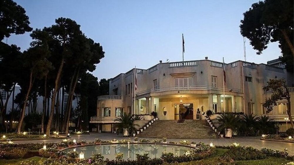 واکنش میدری، نوری قزلجه و فرزانه صادق به اخبار بهارستان و پیگیری برخی نمایندگان برای استیضاح/ پای سیاسی کاری در میان است؟ واکنش میدری، نوری قزلجه و فرزانه صادق به اخبار بهارستان و پیگیری برخی نمایندگان برای استیضاح/ پای سیاسی کاری در میان است؟