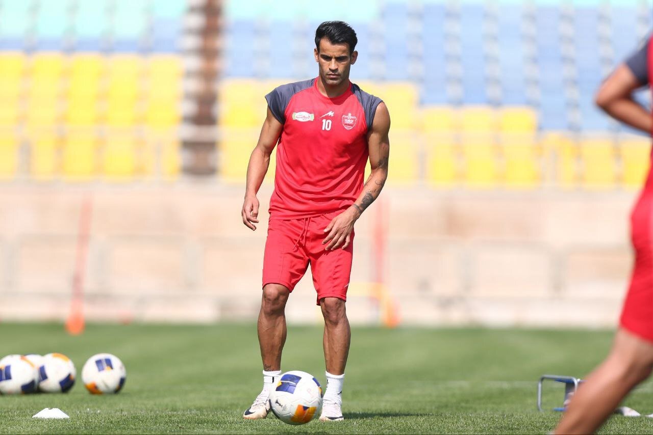 درد مشترک استقلال و پرسپولیس؛ مهاجمانی که راه دروازه را گم کردهاند!