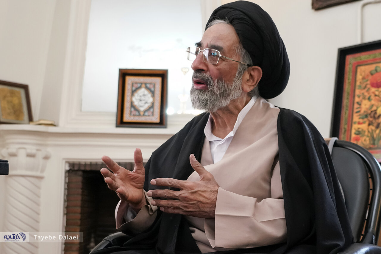 موسوی لاری: پزشکیان تابوی مذاکره با آمریکا را بشکند/محدودیتهای خاتمی کمتر شده/دولت به نیروهای اصیل اصلاحات میدان نمی دهد/حکم احمدی نژاد را امضا نکردم موسوی لاری: پزشکیان تابوی مذاکره با آمریکا را بشکند/محدودیتهای خاتمی کمتر شده/دولت به نیروهای اصیل اصلاحات میدان نمی دهد/حکم احمدی نژاد را امضا نکردم