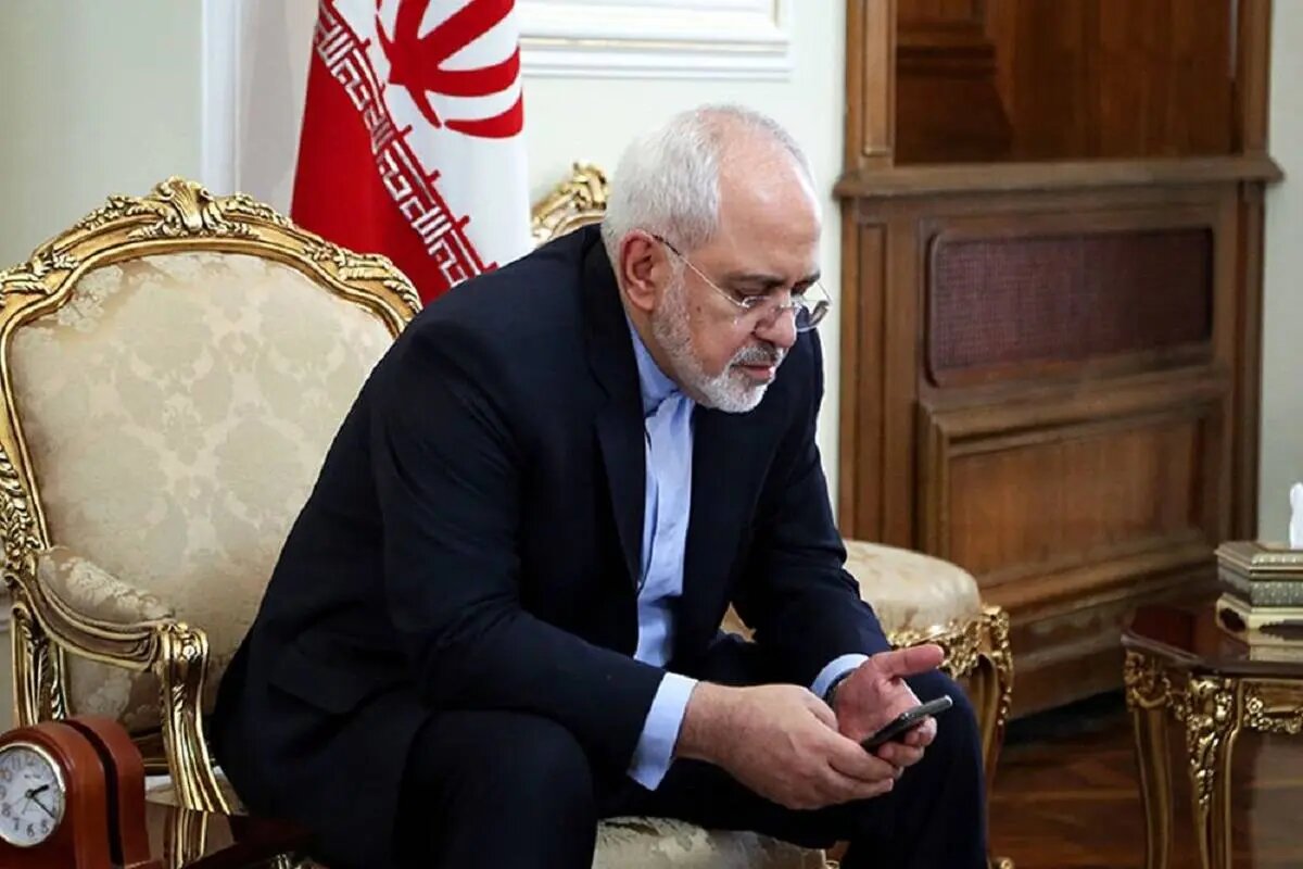 نماینده مجلس: رهبری با اصلاح قانونی که بکارگیری مسئولانی که فرزندانشان دوتابعیتی اند موافقند اما ما به این اصلاح رای نمی دهیم! نماینده مجلس: رهبری با اصلاح قانونی که بکارگیری مسئولانی که فرزندانشان دوتابعیتی اند موافقند اما ما به این اصلاح رای نمی دهیم!