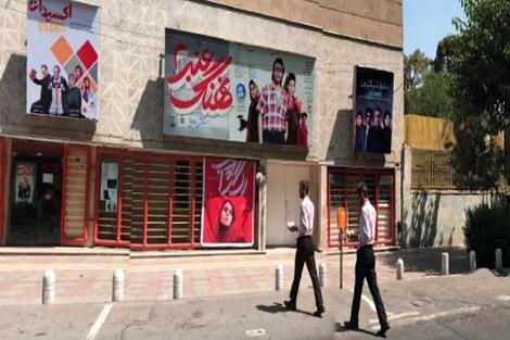 بازگشت دوباره کمدیها به صدر گیشه / علت رونق بازار آثار کمدی در سینما چیست؟ بازگشت دوباره کمدیها به صدر گیشه / علت رونق بازار آثار کمدی در سینما چیست؟