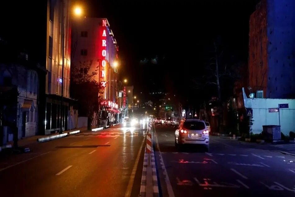 آبان پر وعده زاکنی؛ از شهرکسازی چینیها تا اتوبوسهایی که هنوز به تهران نرسیدند