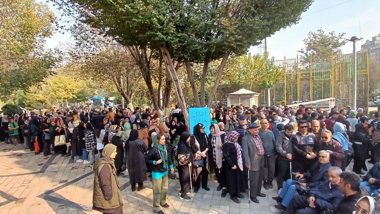 مدیر کمپین معلولان: دولت و مجلس به تجمع اعتراضی معلولان توجه نکردند/ هیچیک از نمایندگان مجلس خود را نماینده معلولان نمیداند