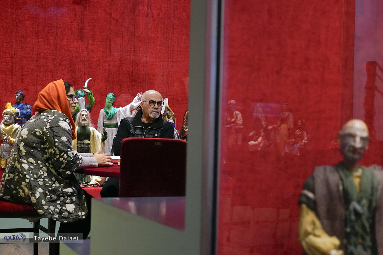 مدیریت فرهنگی در این مملکت فرق بین دو تا ساز را نمیداند/ گفتند اجرای اپرای عروسکی در اروپا زیره به کرمان بردن است؛ ولی آنها از ما آموختند