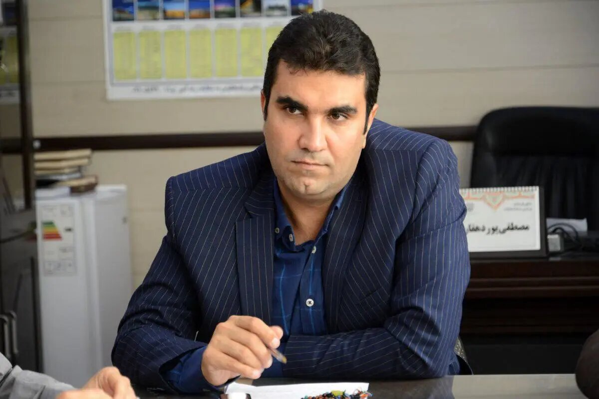 افزایش ۶ ماهه عمر شوراها استخوان لای زخم است؛ قانون جدید انتخاب شهرداران را سیاسی میکند/ مجلس جامعه شورایی را نادیده میگیرد