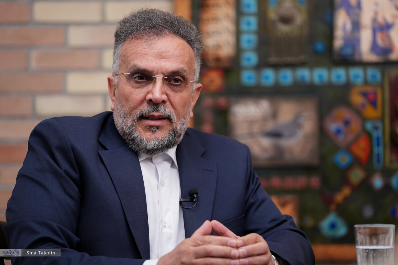 عباس زاده مشکینی:هنگامی که حجت شرعی بر همه تمام شود، تصمیمات رهبری ملاک اصلی عمل است/کوهکن: نمایندگان حق دارند از تصمیمات گرفته شده مطلع شوند اما...