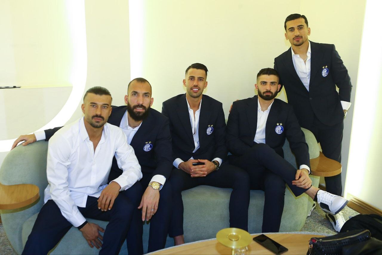 عکس | استایل جذاب استقلالیها برای پرواز به قطر