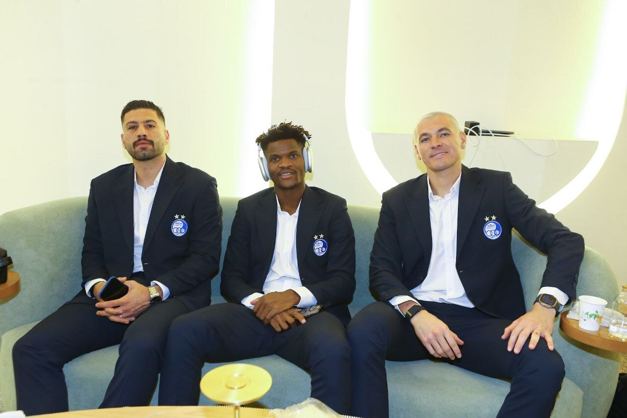 عکس | استایل جذاب استقلالیها برای پرواز به قطر