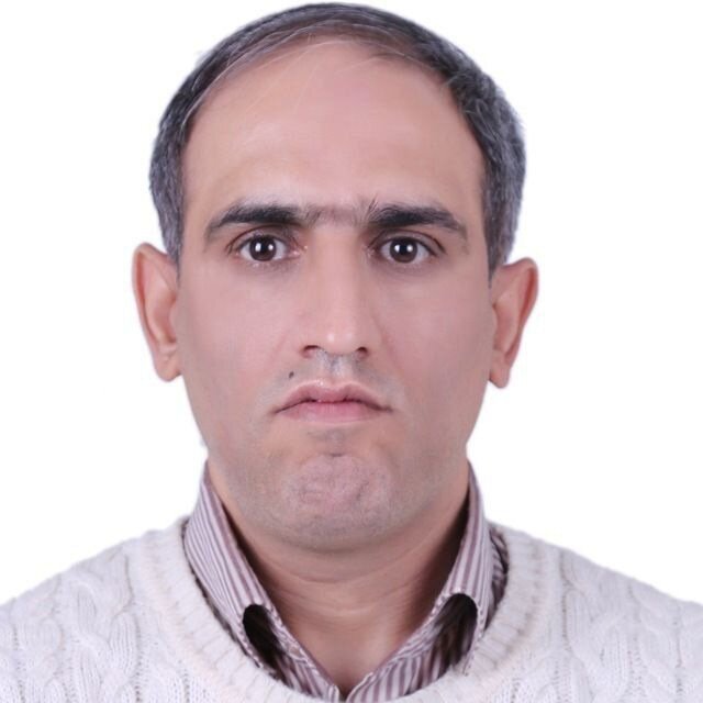 وقتی قانون ثبتنام بازیچه سلیقه مدیران میشود وقتی قانون ثبتنام بازیچه سلیقه مدیران میشود
