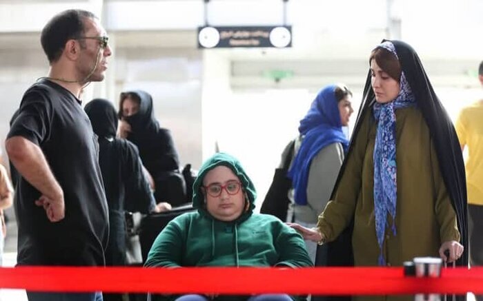 بازیگر مهران مدیری و رضا عطاران؛ عروسکفروشِ میدان انقلاب بود 3 بازیگر مهران مدیری و رضا عطاران؛ عروسکفروشِ میدان انقلاب بود