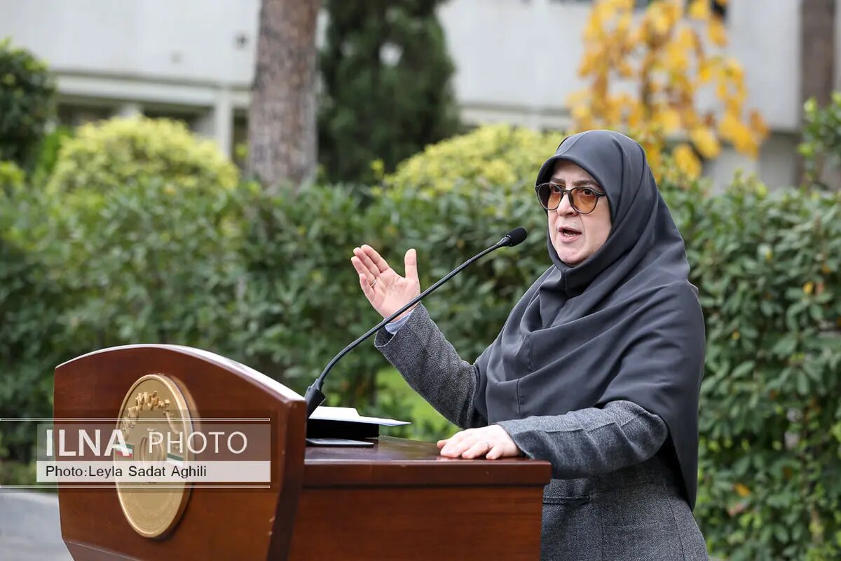 دستور دولت به ادارات درباره نحوه مصرف برق/ تنظیم سامانههای سرمایشی روی ۲۷ درجه و خاموشی راس ساعت ۱۳ دستور دولت به ادارات درباره نحوه مصرف برق/ تنظیم سامانههای سرمایشی روی ۲۷ درجه و خاموشی راس ساعت ۱۳