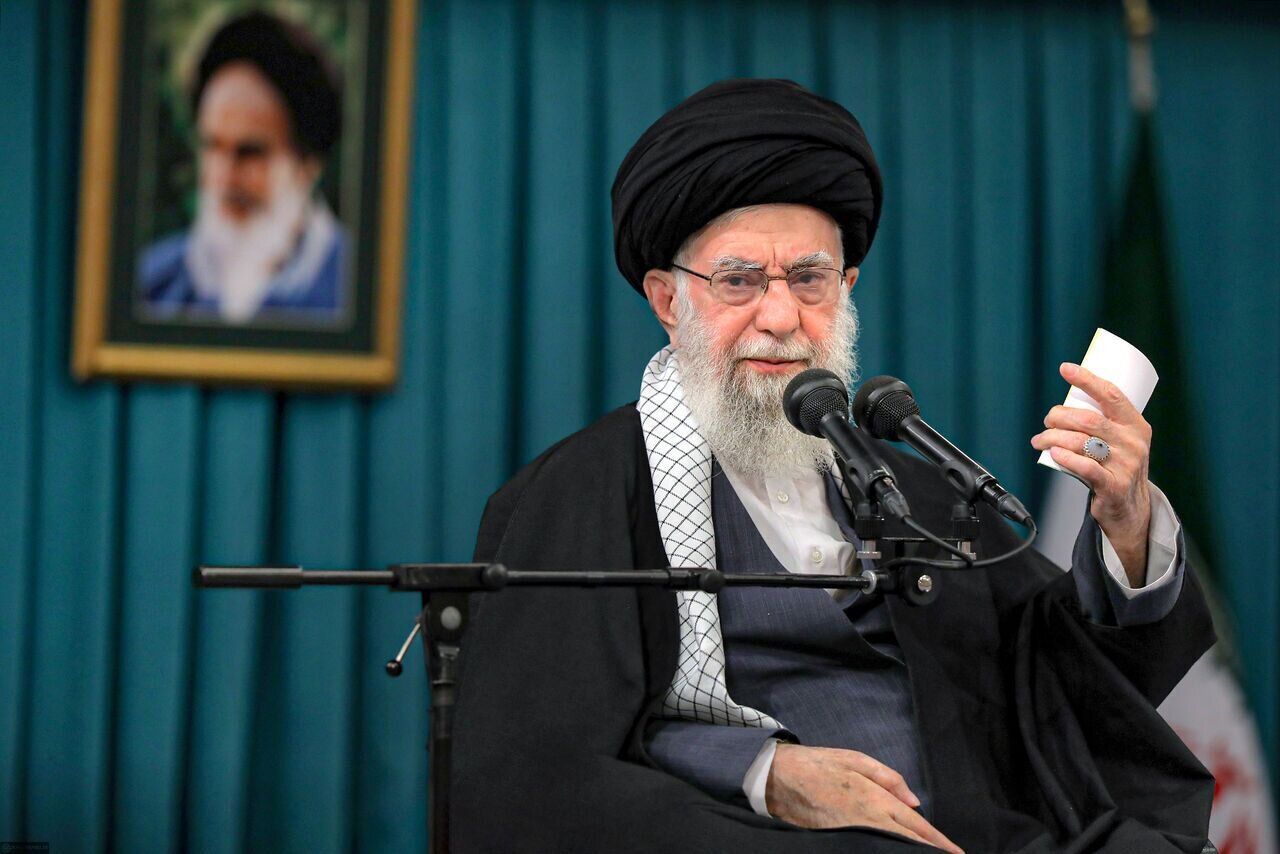 مهمانان امروز بیت رهبری چه کسانی هستند؟ مهمانان امروز بیت رهبری چه کسانی هستند؟