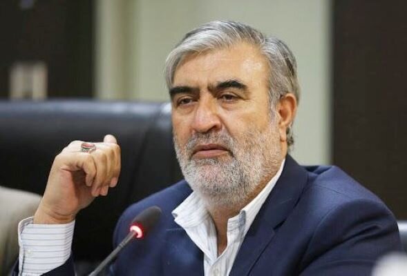 اظهارات رئیس کمیسیون امنیت ملی درباره مذاکرات اروپا و ایران/ اروپاییها محصولی برای عرضه در مذاکره ندارند اظهارات رئیس کمیسیون امنیت ملی درباره مذاکرات اروپا و ایران/ اروپاییها محصولی برای عرضه در مذاکره ندارند