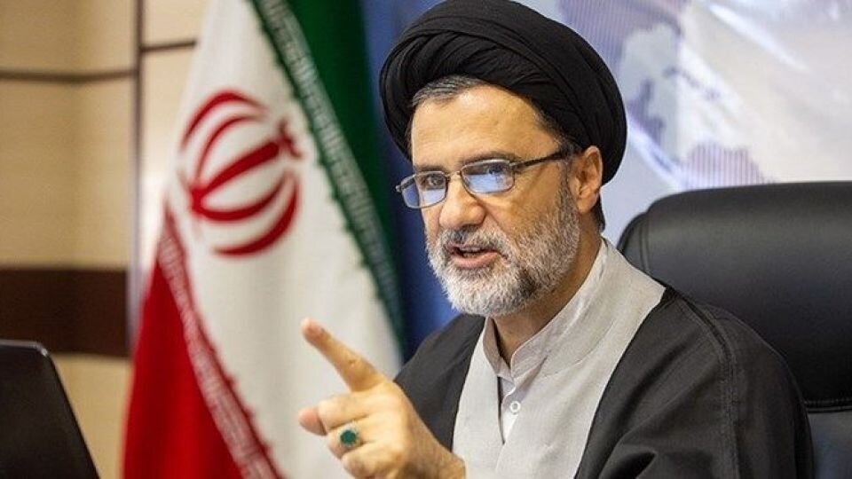واکنش نماینده نزدیک به جلیلی به مکانیسم ماشه: تنها راه ایستادگی است! واکنش نماینده نزدیک به جلیلی به مکانیسم ماشه: تنها راه ایستادگی است!