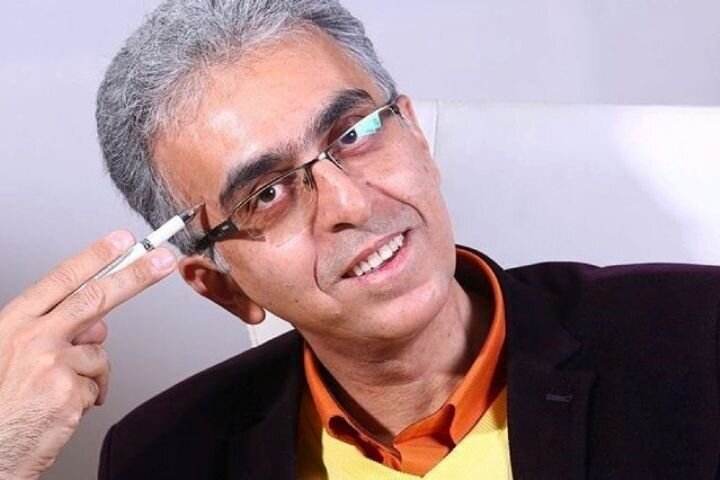 چندنوع خط فقر داریم؛ خط فقر شدیداللحن، خط فقر خارق العاده،خط فقر زیرخاکی، خط فقر بی کفنی و…! چندنوع خط فقر داریم؛ خط فقر شدیداللحن، خط فقر خارق العاده،خط فقر زیرخاکی، خط فقر بی کفنی و…!