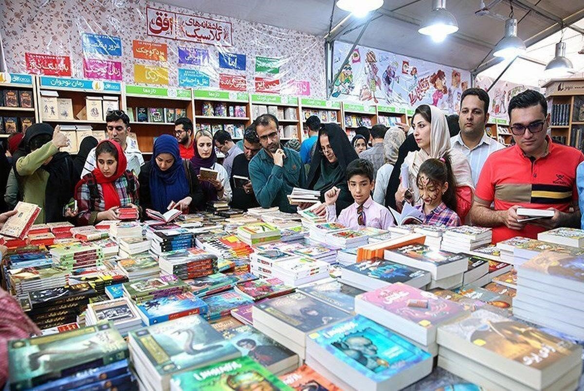 ۶۱ میلیارد تومان فروش در سه روز اول نمایشگاه کتاب ۶۱ میلیارد تومان فروش در سه روز اول نمایشگاه کتاب