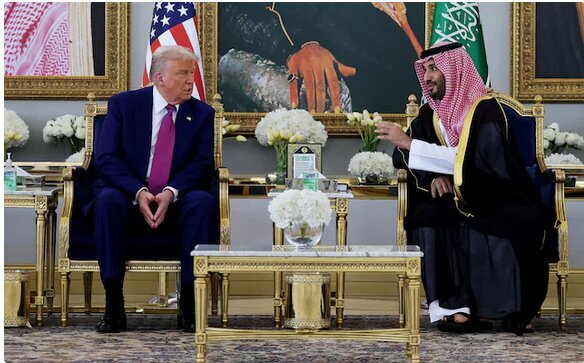 ترامپ از همین حالا پیروزی خود را در سعودی به دست آورد/اوپک میتواند به راحتی خلاء ایران را پر کند اما مساله تنگه هرمز است ترامپ از همین حالا پیروزی خود را در سعودی به دست آورد/اوپک میتواند به راحتی خلاء ایران را پر کند اما مساله تنگه هرمز است