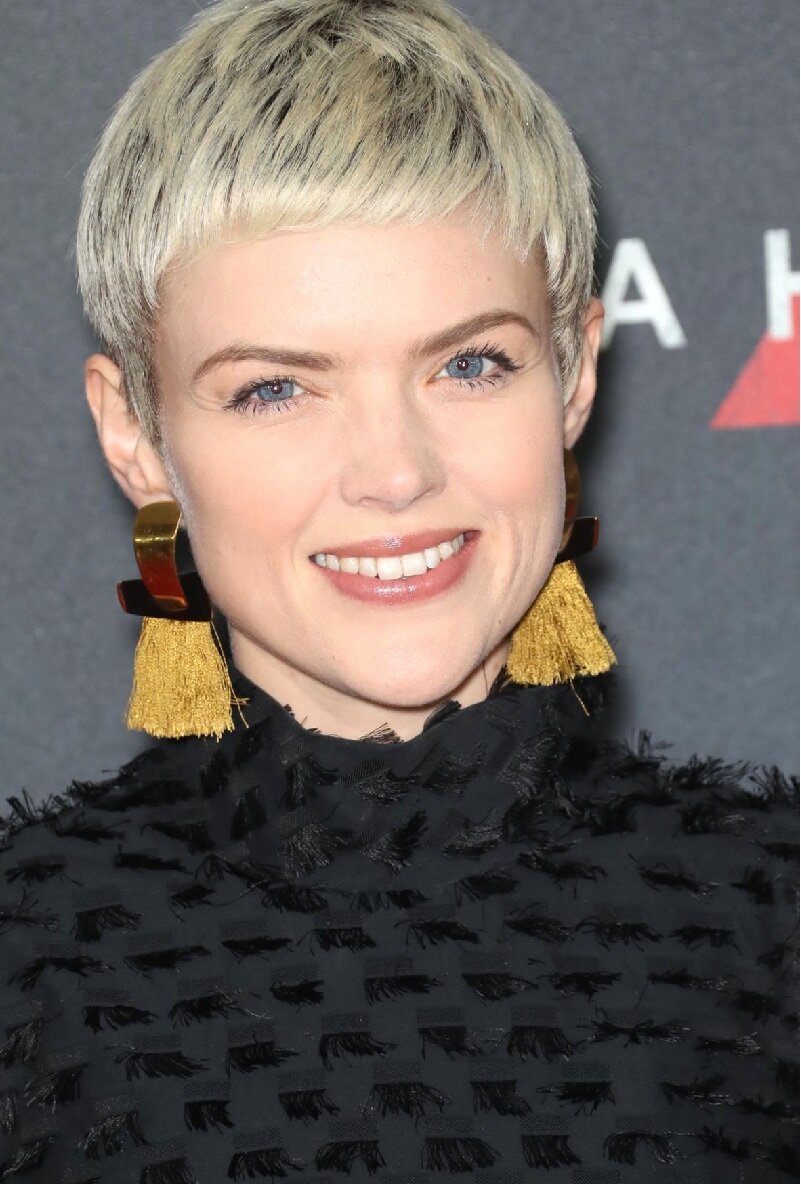 «ارین ریچاردز» بازیگری «ولزی» که در «گاتهام» دیده شد/ عکس