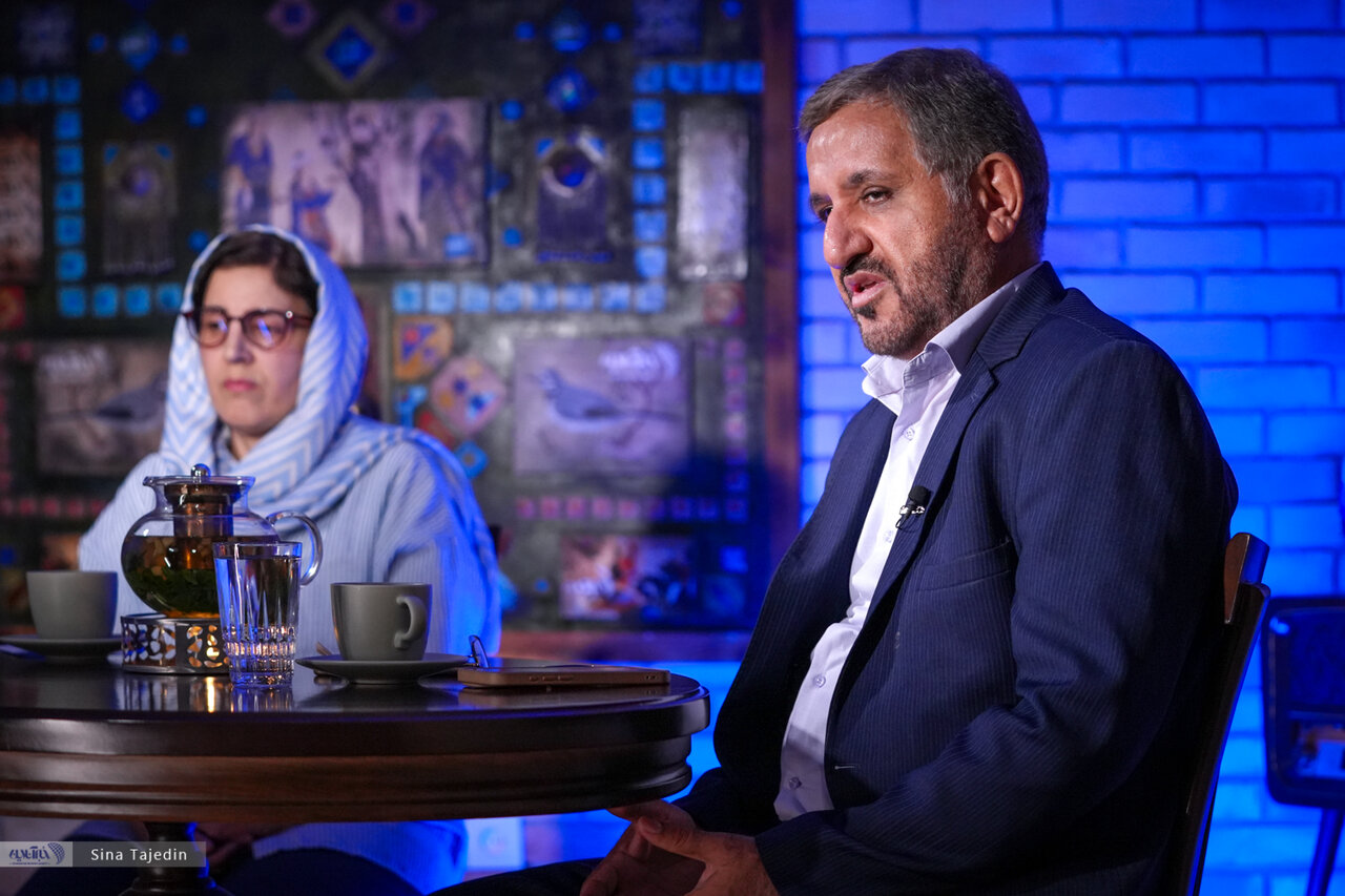 طرح کاهش مهریه به ۱۴ سکه/ حق مردان به عنوان بزرگ خانواده باید حفظ شود/ برساخت چهره زنان به عنوان اهریمن کار درستی نیست/ مردان هم مظلوم نیستند